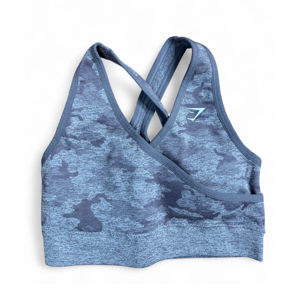 Gymshark Women’s Gray Camo Cross-Back Sports Bra